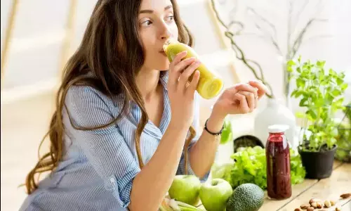 Immunity Booster Diet Plan: इम्युनिटी बढ़ाने के लिए डाइट में शामिल करें ये 10 चीजें, बीमारी हो जाएगी गायब