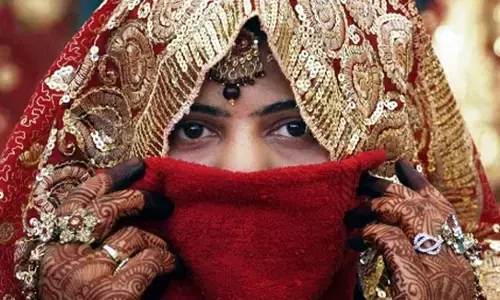 शादी के अगले दिन ही पति को लूटकर फरार हो गई दुल्हन, नौ महीने बाद ऐसी हालत में मिली शादी के अगले दिन ही पति को लूटकर फरार हो गई दुल्हन, नौ महीने बाद ऐसी हालत में मिली