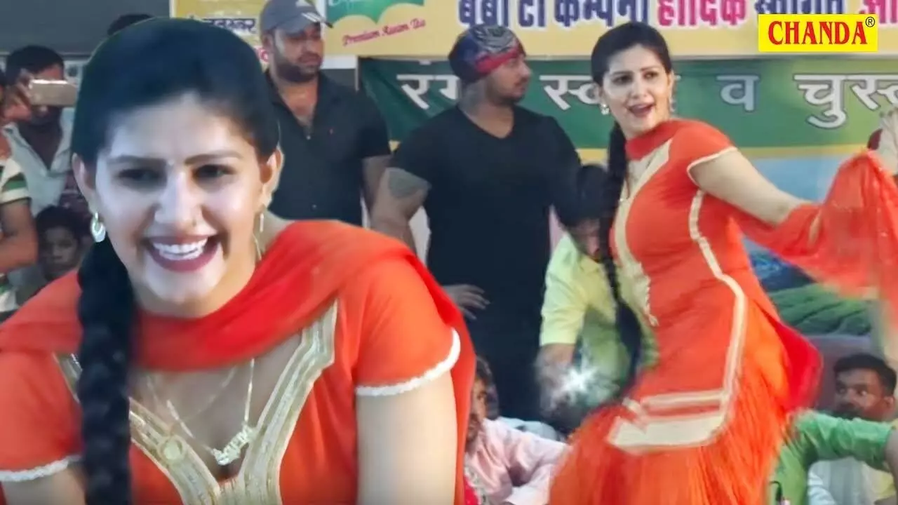 Sapna Choudhary Haryanvi Dance Video: सपना ने अच्छे-अच्छे डांसर के छुड़ाए पसीने, स्टेज पर किया जबरदस्त डांस