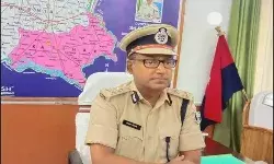 Coronavirus News: कोरोना से बिहार के सीनियर IPS विनोद कुमार की मौत, पूर्णिया रेंज के थे आईजी Coronavirus News: कोरोना से बिहार के सीनियर IPS विनोद कुमार की मौत, पूर्णिया रेंज के थे आईजी