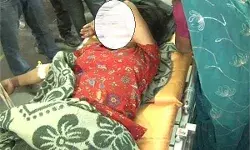 योगी राज: शादी से इंकार करने पर प्रेमी ने प्रेमिका को मारी गोली, हालत गंभीर, ये है पूरा मामला योगी राज: शादी से इंकार करने पर प्रेमी ने प्रेमिका को मारी गोली, हालत गंभीर, ये है पूरा मामला