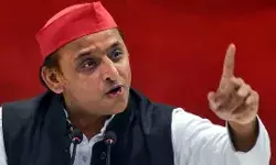 अखिलेश यादव का आरोप, कहा- मतदाताओं को भयभीत करने के लिए BJP कर रही है सरकारी मशीनरी का इस्‍तेमाल