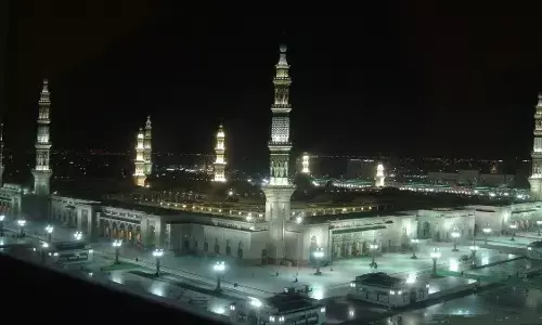 Prophet Muhammad (Sallallahu Alaihi Wasallam) - Biography | पैगंबर मोहम्मद (सल्लल्लाहु अलैहि वसल्लम) – जीवन परिचय Prophet Muhammad (Sallallahu Alaihi Wasallam) - Biography | पैगंबर मोहम्मद (सल्लल्लाहु अलैहि वसल्लम) – जीवन परिचय