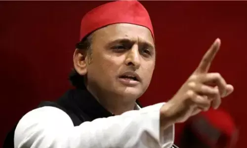 अखिलेश का CM योगी पर हमला, कहा- झूठे आंकड़ों से लोगों को भ्रमित कर रहे हैं अखिलेश का CM योगी पर हमला, कहा- झूठे आंकड़ों से लोगों को भ्रमित कर रहे हैं