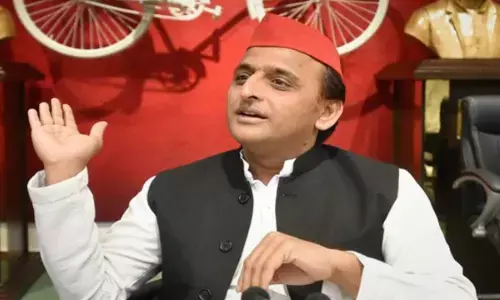 नोटबंदी की चौथी सालगिरह पर अखिलेश यादव ने PM मोदी पर कसा तंज, कह दी ये बड़ी बात नोटबंदी की चौथी सालगिरह पर अखिलेश यादव ने PM मोदी पर कसा तंज, कह दी ये बड़ी बात