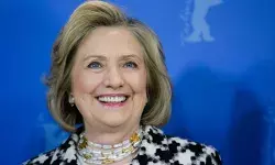 Hillary Clinton Biography in Hindi