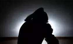 योगी राज: पिता को खाना देने गई 13 साल की नाबालिग से  खेत में रेप, 3 महीने बाद ऐसे हुआ खुलासा योगी राज: पिता को खाना देने गई 13 साल की नाबालिग से  खेत में रेप, 3 महीने बाद ऐसे हुआ खुलासा