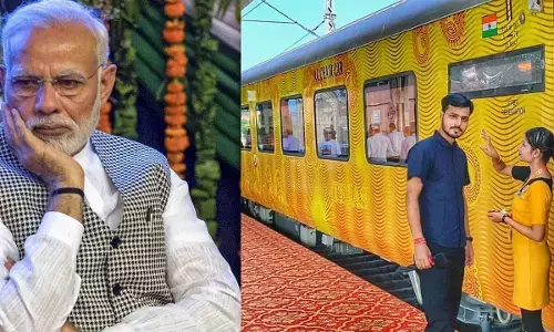 आज से देश की पहली कॉरपोरेट ट्रेन तेजस हुई बंद, हर रोज हो रहा था इतने लाख का घाटा आज से देश की पहली कॉरपोरेट ट्रेन तेजस हुई बंद, हर रोज हो रहा था इतने लाख का घाटा