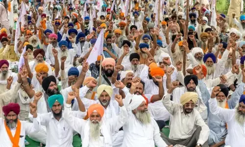 Farmers protest Latest updates: Why are farmers opposing the agricultural bill? Farmers protest Latest updates: Why are farmers opposing the agricultural bill?