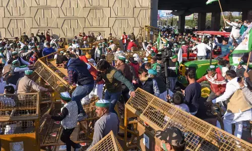 किसानों ने खारिज किया अमित शाह का प्रस्ताव, बोले- कोई शर्त मंजूर नहीं, जंतर-मंतर पर करना चाहते प्रदर्शन किसानों ने खारिज किया अमित शाह का प्रस्ताव, बोले- कोई शर्त मंजूर नहीं, जंतर-मंतर पर करना चाहते प्रदर्शन