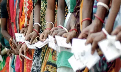 UP में पंचायत चुनाव की तैयारियां जोरों पर, जानिए कैसे हो रही है वोटर लिस्ट तैयार UP में पंचायत चुनाव की तैयारियां जोरों पर, जानिए कैसे हो रही है वोटर लिस्ट तैयार