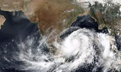Mausam ki Jankari: निवार के बाद अब तमिलनाडु में तबाही मचाने आ रहा ये भयंकर तूफान, जानें तारीख