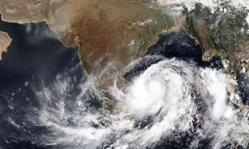 Mausam ki Jankari: निवार के बाद अब तमिलनाडु में तबाही मचाने आ रहा ये भयंकर तूफान, जानें तारीख