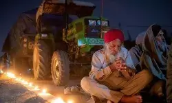 Farmers Protest: सिंधु बॉर्डर पर प्रदर्शन के खिलाफ दिल्ली पुलिस ने दंगा समेत इतने धाराओं में दर्ज किया FIR, ये रही लिस्ट