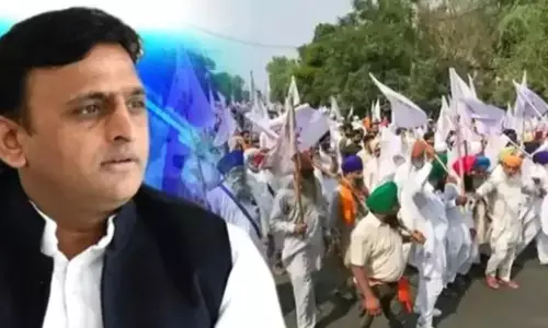 Farmers Protest: अखिलेश ने खोली मोदी सरकार की पोल, कहा- कृषि कानून की आड़ में किसानों की जमीन हड़पने का षडयंत्र हम समझते हैं Farmers Protest: अखिलेश ने खोली मोदी सरकार की पोल, कहा- कृषि कानून की आड़ में किसानों की जमीन हड़पने का षडयंत्र हम समझते हैं