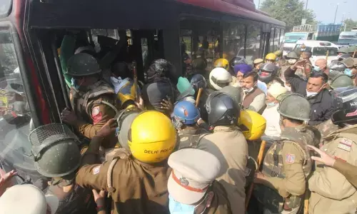 दिल्ली के कई बॉर्डर बंद, Delhi Traffic Police की एडवाइजरी, नोएडा जाने वाले इन रूट्स का करें उपयोग दिल्ली के कई बॉर्डर बंद, Delhi Traffic Police की एडवाइजरी, नोएडा जाने वाले इन रूट्स का करें उपयोग