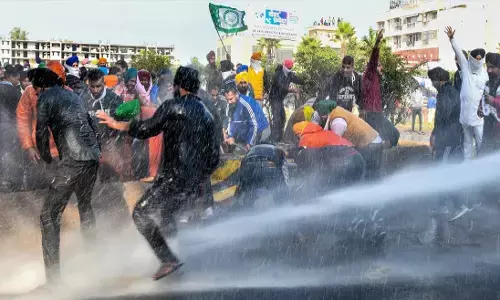 Farmers Protest: किसानों के समर्थन में आए पद्मश्री व अर्जुन अवार्डी सज्जन सिंह चीमा समेत 30 पूर्व खिलाड़ी, कर दिया ये बड़ा ऐलान Farmers Protest: किसानों के समर्थन में आए पद्मश्री व अर्जुन अवार्डी सज्जन सिंह चीमा समेत 30 पूर्व खिलाड़ी, कर दिया ये बड़ा ऐलान
