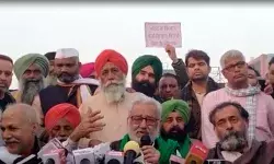 Farmers Protest: किसानों की सरकार के साथ बातचीत शुरू, रखी ये 6 मांगें Farmers Protest: किसानों की सरकार के साथ बातचीत शुरू, रखी ये 6 मांगें