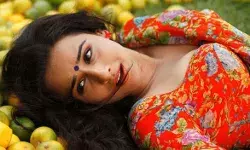 Vidya Balan Sexy Photos Video: देखें विद्या बालन की अब तक की सबसे शानदार फोटो, जमकर हो रही है वायरल Vidya Balan Sexy Photos Video: देखें विद्या बालन की अब तक की सबसे शानदार फोटो, जमकर हो रही है वायरल