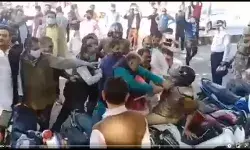 bjp Leaders Beaten Sp City Of Jhansi While Mlc Election Counting