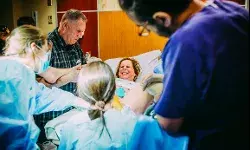 61-year-old american grandmother gave birth to her own granddaughter