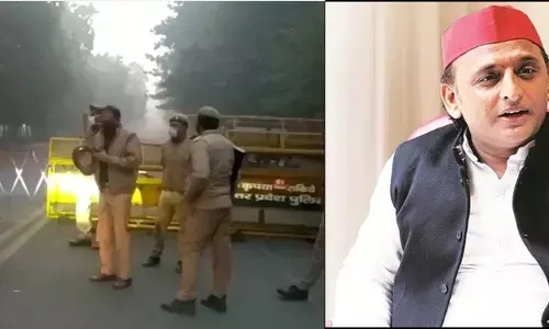 योगी की तानाशाही: Akhilesh Yadav के घर तक पूरा विक्रमादित्य मार्ग सील, नज़रबंद करने की तैयारी, किसानों के समर्थन में पदयात्रा का किया है ऐलान