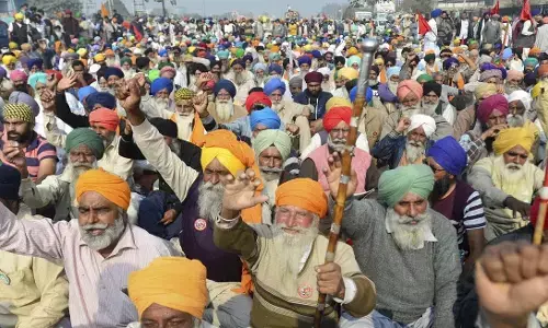 किसान आंदोलन: आज दिल्ली-जयपुर हाइवे ब्लॉक करेंगे किसान, हरियाणा बॉर्डर बना छावनी किसान आंदोलन: आज दिल्ली-जयपुर हाइवे ब्लॉक करेंगे किसान, हरियाणा बॉर्डर बना छावनी