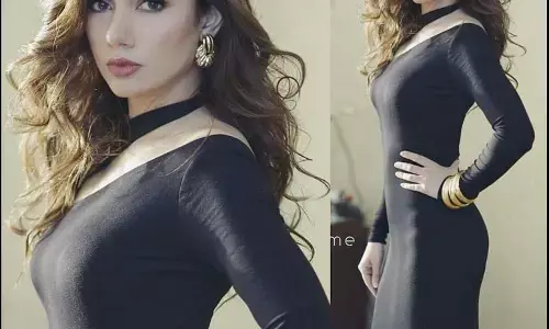 Mahira Khan Sexy Photo Video: एक्ट्रेस माहिरा खान की हॉटनेस देख हैरान रह गए फैंस, देखें सेक्सी फोटो-वीडियो Mahira Khan Sexy Photo Video: एक्ट्रेस माहिरा खान की हॉटनेस देख हैरान रह गए फैंस, देखें सेक्सी फोटो-वीडियो