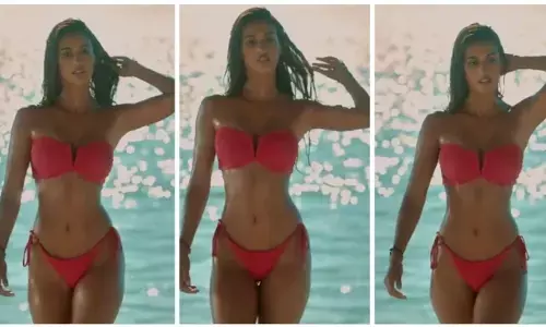 Disha Patani Sexy Bikini Photo Video: इससे पहले नहीं देखा होगा आपने दिशा पटानी का इतना सेक्सी फोटो
