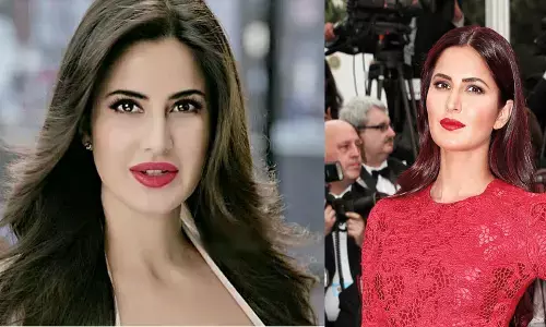 Katrina Kaif Sexy Video: फ्लोरल ड्रेस में कैटरीना कैफ की कातिलाना अदाओं का छाया जादू, सेक्सी वीडियो में देखें ये कमाल का लुक Katrina Kaif Sexy Video: फ्लोरल ड्रेस में कैटरीना कैफ की कातिलाना अदाओं का छाया जादू, सेक्सी वीडियो में देखें ये कमाल का लुक