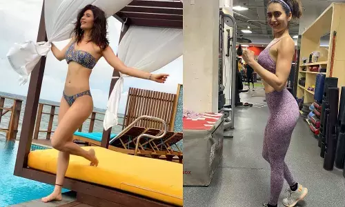 Karishma Tanna Sexy Hot Videos Karishma Tanna Sexy Hot Videos