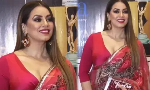 Mahima Chaudhary Sexy Photos: महिमा चौधरी की सेक्सी फोटो देखकर फैंस के दिल का हुआ ब्रेक फेल