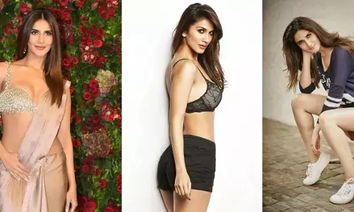 Vaani Kapoor Sexy Video: वाणी कपूर की सेक्सी वीडियो में दिखा दिलकश अंदाज, बेहद बोल्ड लुक से फैंस को चौंकाया Vaani Kapoor Sexy Video: वाणी कपूर की सेक्सी वीडियो में दिखा दिलकश अंदाज, बेहद बोल्ड लुक से फैंस को चौंकाया