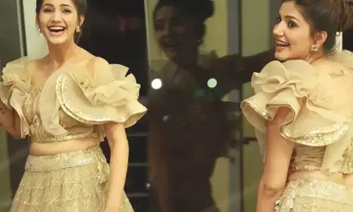 Sapna Choudhary Sexy Video: हरियाणवी छोरी सपना चौधरी के इस सेक्सी लुक को देख हटा नहीं पाएंगे नजरें, हॉटनेस देख फैंस बोले- कतई जहर Sapna Choudhary Sexy Video: हरियाणवी छोरी सपना चौधरी के इस सेक्सी लुक को देख हटा नहीं पाएंगे नजरें, हॉटनेस देख फैंस बोले- कतई जहर