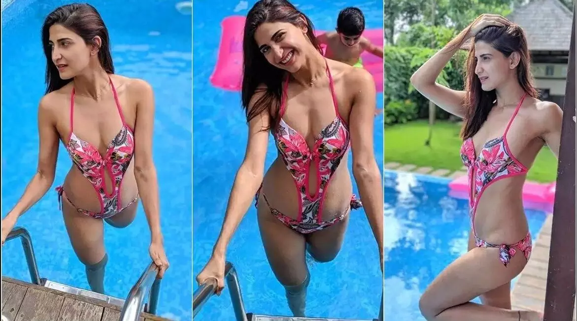 Aahana Kumra Latest Sexy Photo Video: आहाना कुमरा के नए सेक्सी फोटो वीडियो सोशल मीडिया पर वायरल, देखें
