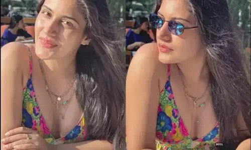 Surbhi Chandna Sexy Workout Video: सुरभि चंदना का सेक्सी वर्कआउट वीडियो ने मचाया धमाल, देखें हॉट वीडियो