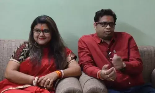 BJP सांसद की पत्नी TMC में शामिल, सांसद पति ने पत्नी को भेज डाला तलाक का नोटिस BJP सांसद की पत्नी TMC में शामिल, सांसद पति ने पत्नी को भेज डाला तलाक का नोटिस