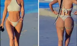 Kim Kardashian Sexy Bikini Photo: किम कार्दशियन की सेक्सी बिकिनी फोटो ने बढाया इंटरनेट का पारा, देखें बोल्ड फोटो Kim Kardashian Sexy Bikini Photo: किम कार्दशियन की सेक्सी बिकिनी फोटो ने बढाया इंटरनेट का पारा, देखें बोल्ड फोटो