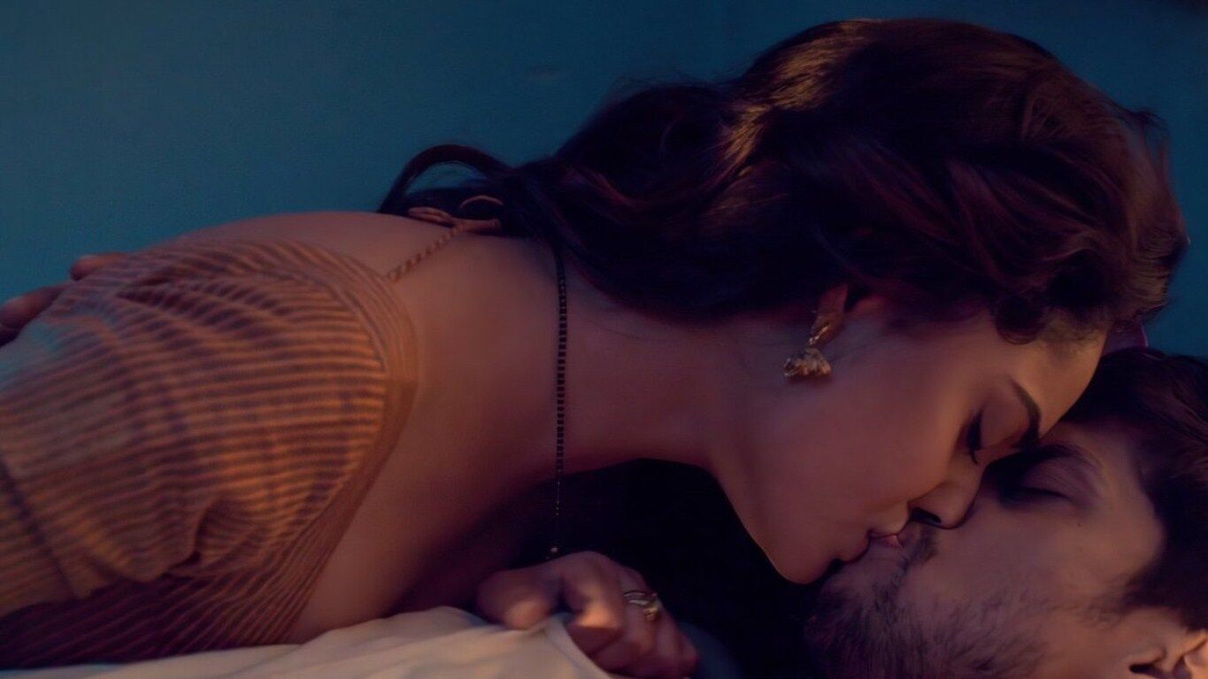 साथ ही लाइक्स और कमेंट्स की लंबी लाइन लगा दी है. 