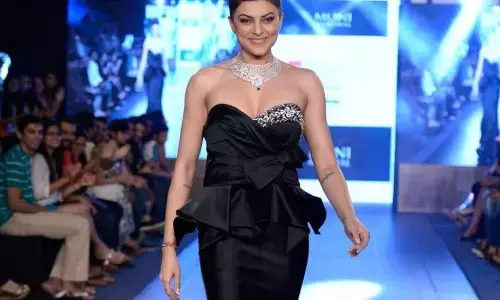 Sushmita Sen Sexy Beautiful Photos: सुष्मिता सेन का नया अवतार देखकर रह जाओगे दंग, फोटो वायरल Sushmita Sen Sexy Beautiful Photos: सुष्मिता सेन का नया अवतार देखकर रह जाओगे दंग, फोटो वायरल