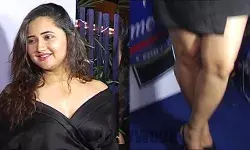 Rashami Desai Sexy Video: रश्मि देसाई की सेक्सी वीडियो ने किया सोशल मीडिया का तापमान गर्म Rashami Desai Sexy Video: रश्मि देसाई की सेक्सी वीडियो ने किया सोशल मीडिया का तापमान गर्म