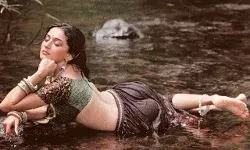 Madhuri Dixit Sexy Hot Video: ऊफ्फ कह देंगे माधुरी दीक्षित की इस सेक्सी वीडियो को देख, नहीं देखा होगा पहले ऐसा हॉट लुक