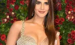 Vaani Kapoor Hot Sexy Video: वाणी कपूर के सेक्सी वीडियो ने फैंस को किया इंप्रेस, देखें दिलकश अंदाज Vaani Kapoor Hot Sexy Video: वाणी कपूर के सेक्सी वीडियो ने फैंस को किया इंप्रेस, देखें दिलकश अंदाज
