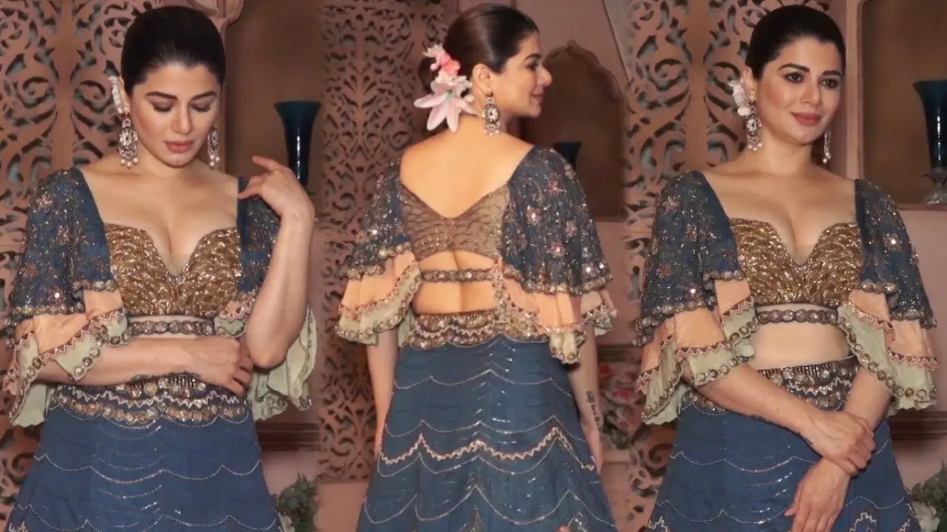 Kainaat Arora Sexy Hot Photo: ग्रैंड मस्ती एक्ट्रेस कायनात अरोड़ा की हॉटनेस देख फैंस हुए मदहोश, देखें बोल्ड लुक Kainaat Arora Sexy Hot Photo: ग्रैंड मस्ती एक्ट्रेस कायनात अरोड़ा की हॉटनेस देख फैंस हुए मदहोश, देखें बोल्ड लुक