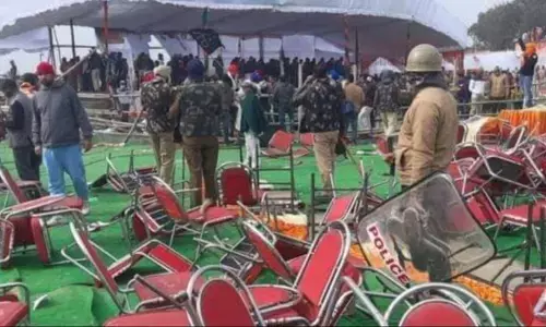 किसान आंदोलन: CM के प्रोग्राम में बवाल के वक्त मंदिर में छिपे थे BJP नेता, सीएम खट्टर बोले विश्वासघात किया