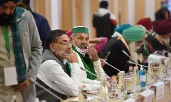 तीन कृषि कानूनों पर कल किसानों की सरकार के साथ होगी 9वें दौर की वार्ता तीन कृषि कानूनों पर कल किसानों की सरकार के साथ होगी 9वें दौर की वार्ता