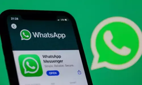 WhatsApp Postpones Privacy Update WhatsApp Postpones Privacy Update
