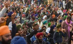 किसानों की सरकार से 11वें दौर की वार्ता आज, इन मुद्दों पर हो सकती है चर्चा किसानों की सरकार से 11वें दौर की वार्ता आज, इन मुद्दों पर हो सकती है चर्चा