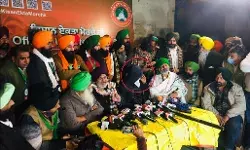 किसान आंदोलन में दंगा फैलाने की बड़ी साजिश का पर्दाफाश: 26 जनवरी की रैली में 4 किसान नेता को मारने की थी साजिश किसान आंदोलन में दंगा फैलाने की बड़ी साजिश का पर्दाफाश: 26 जनवरी की रैली में 4 किसान नेता को मारने की थी साजिश