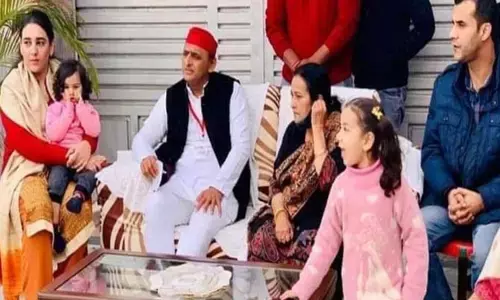 अखिलेश रामपुर में: आजम खां के परिवार से मिलने पहुंचे, भाजपा पर साधा निशाना